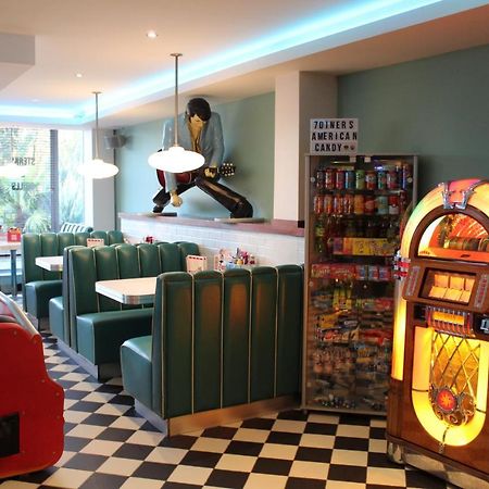 7Hotel Diner Halstead  エクステリア 写真