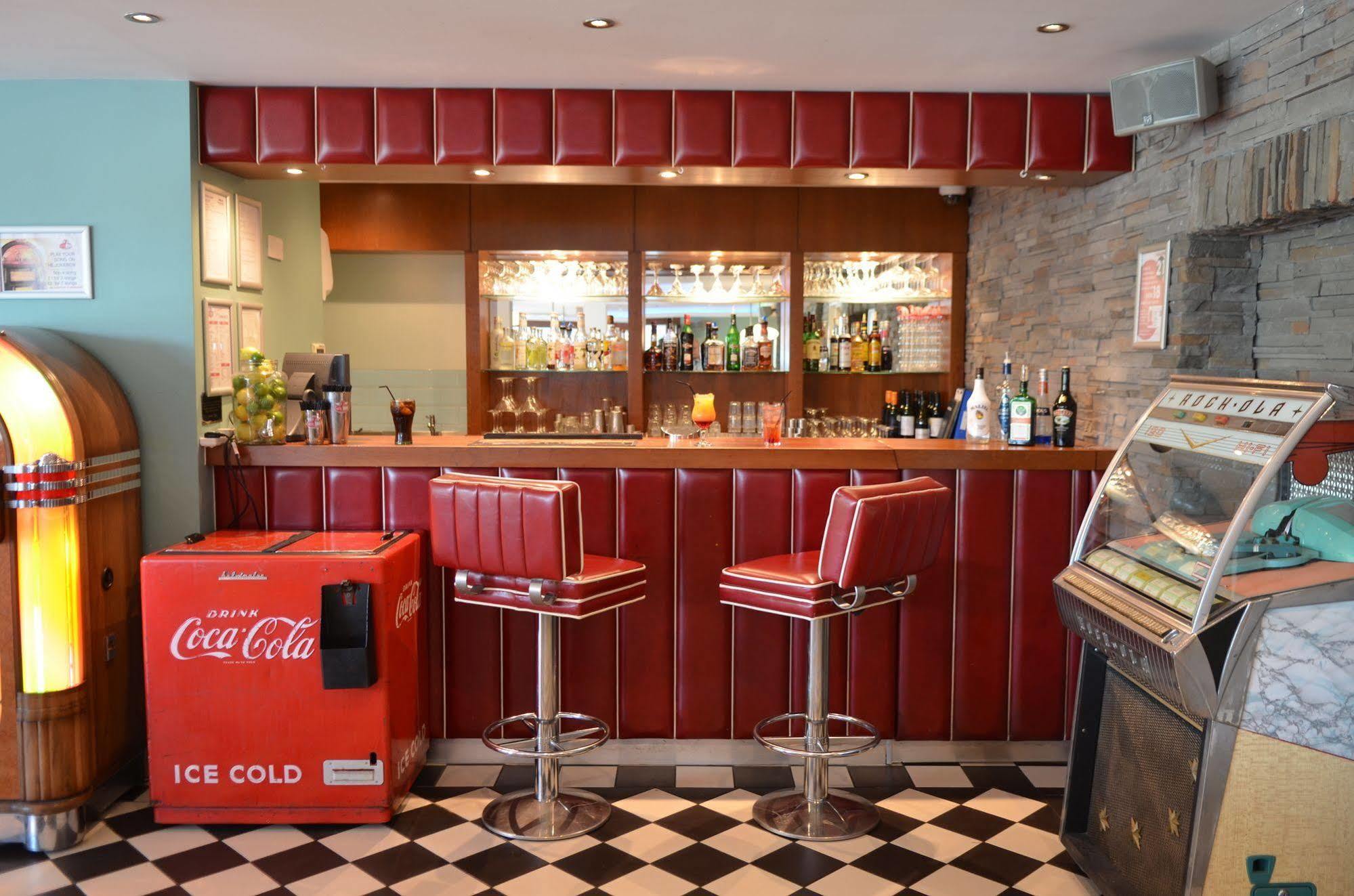 7Hotel Diner Halstead  エクステリア 写真